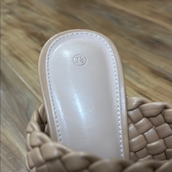 Women's Tan Woven Sandals - Picture 5 of 5